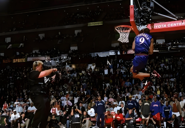 和团队意识, 度出战的他