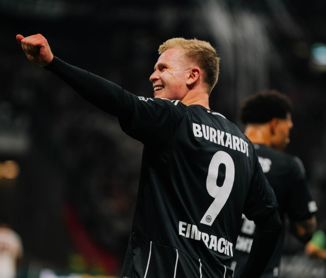 萨内, 扳回一球